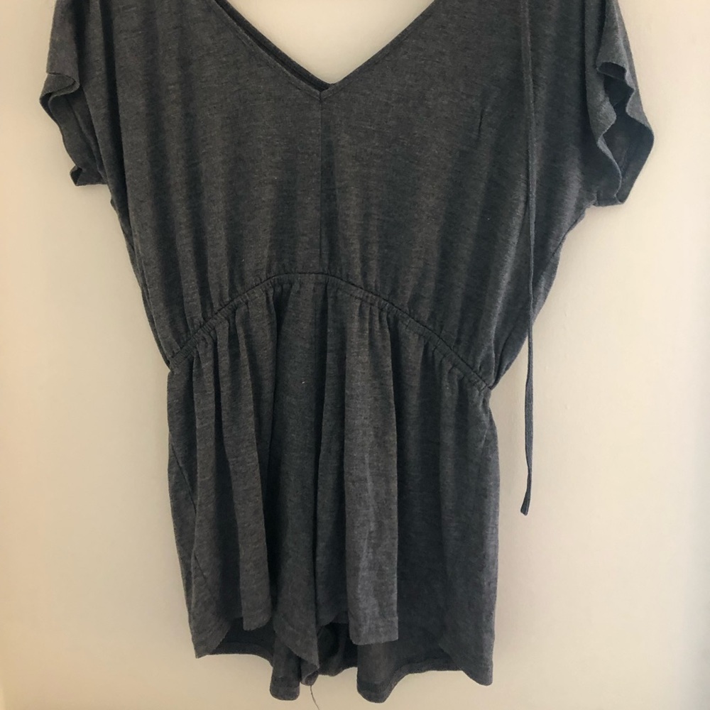 GREY ROMPER - Picture 6 of 6